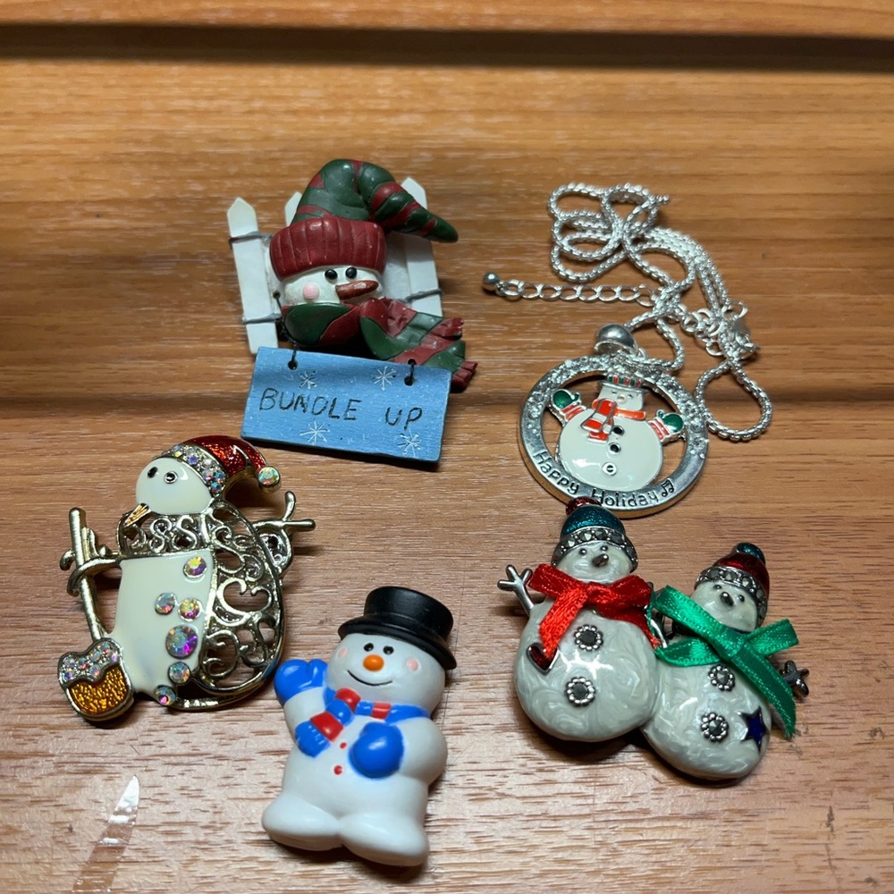 Festive Snowman Brooch and Necklace